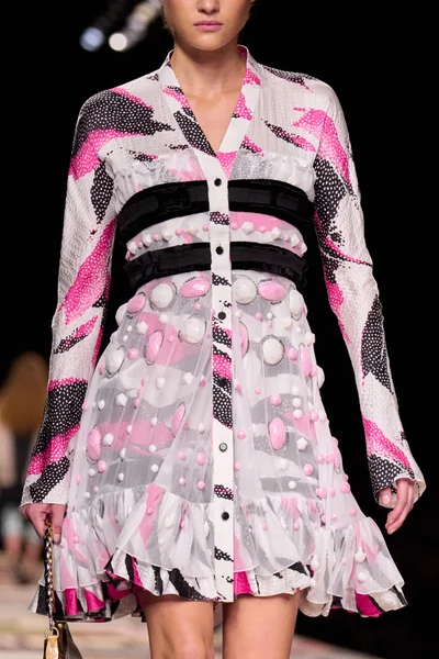 Look 40